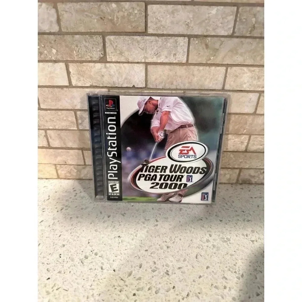 Tiger woods‎ pga tour 2000 PlayStation